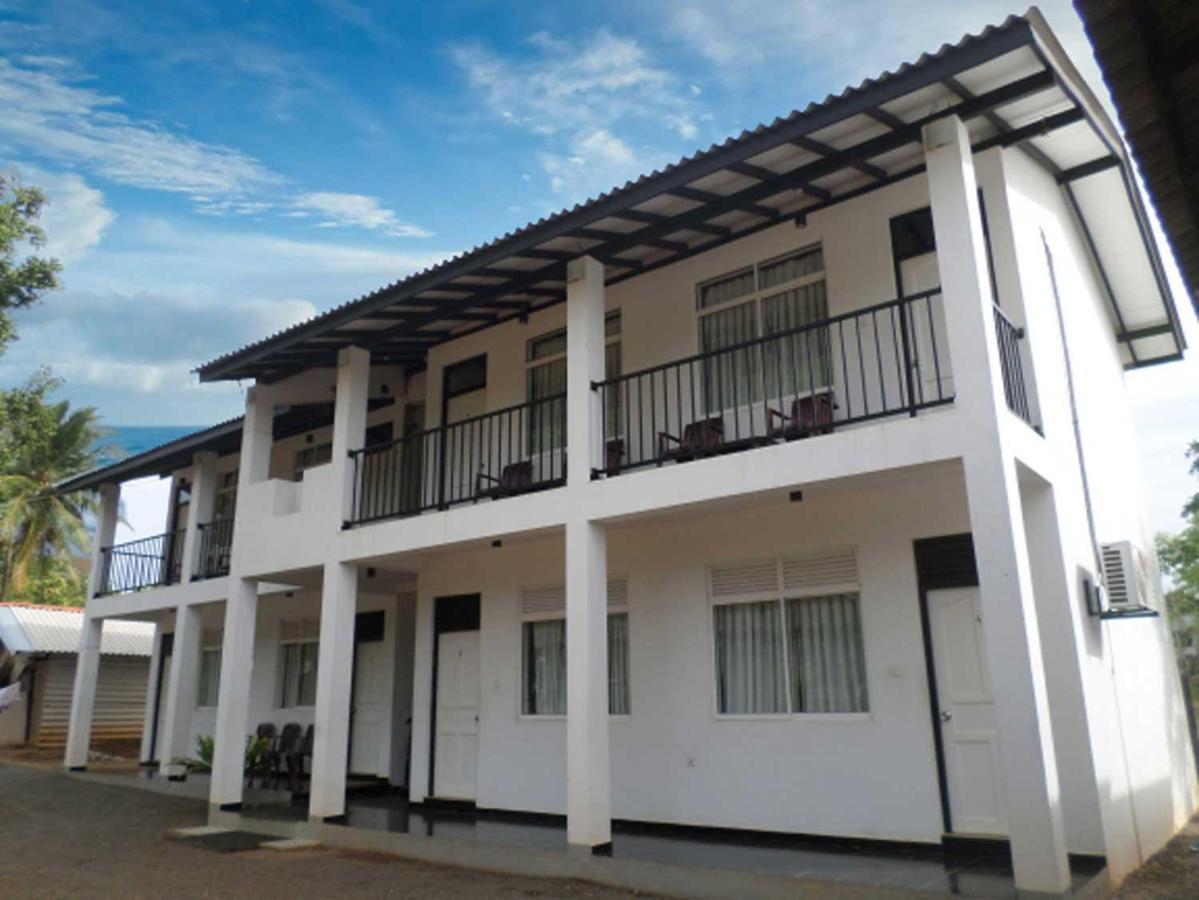 Romana Rest Kataragama Esterno foto