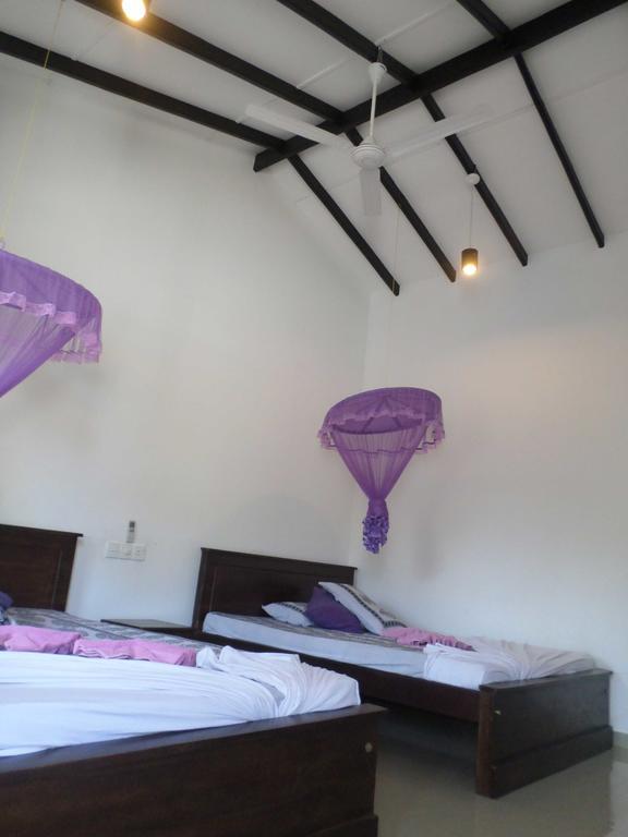 Romana Rest Kataragama Esterno foto